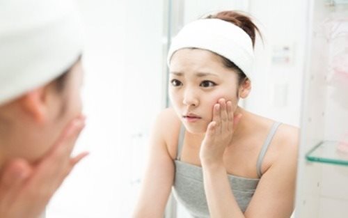 Bỏ ngay 5 thói quen xấu gây tổn thương nghiêm trọng cho làn da