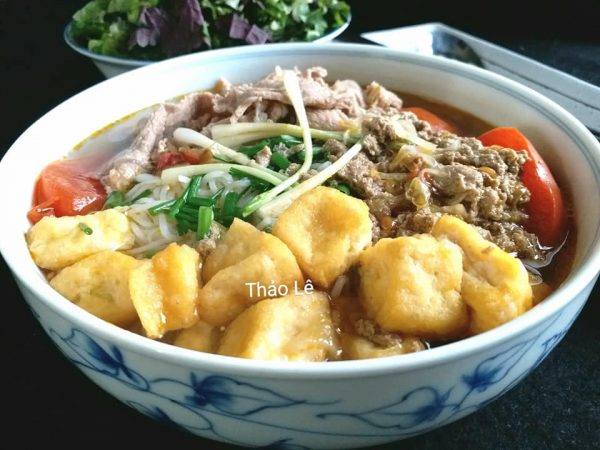 Cách làm bún rêu cua bắp bò hấp dẫn thơm ngon