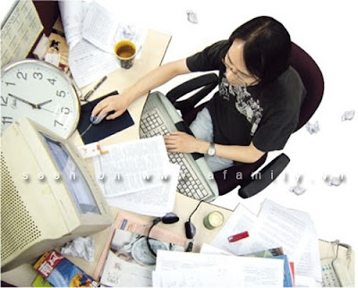 Những nguy hiểm từ tư thế ngồi của dân văn phòng Những nguy hiểm từ tư thế ngồi của dân văn phòng