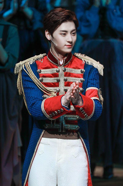Với nhan sắc vạn người mê, Irene, Jisoo và Jungkook luôn được fan mong chờ sẽ dấn thân sang diễn xuất