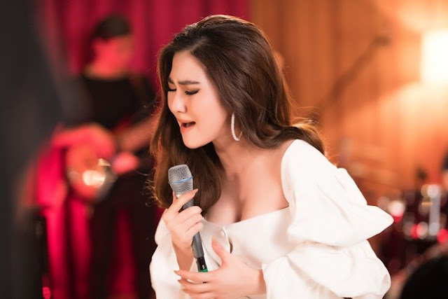 Hé lộ bảng giá các sao, mỹ nhân Việt mà các đại gia săn đón với số tiền rất lớn