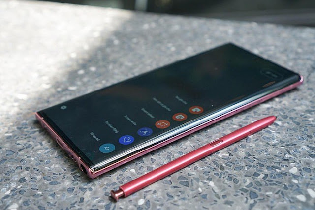 Cuộc so găng giữa 2 ‘bom tấn’ Galaxy Note10 và iPhone 11