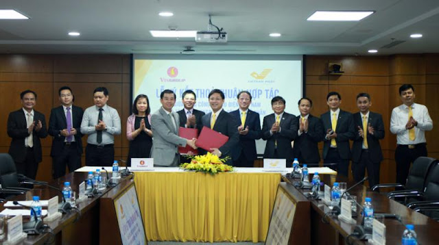 VinGroup xây dựng mạng lưới trạm sạc và tiện ích tại hệ thống bưu điện Việt Nam VinGroup xây dựng mạng lưới trạm sạc và tiện ích tại hệ thống bưu điện Việt Nam