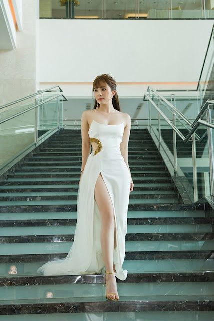 Quỳnh Nga tóc ‘mái mưa’ lạ lẫm, sexy hết cỡ dự sự kiện 3