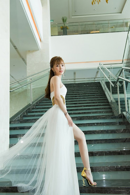Quỳnh Nga tóc ‘mái mưa’ lạ lẫm, sexy hết cỡ dự sự kiện 2
