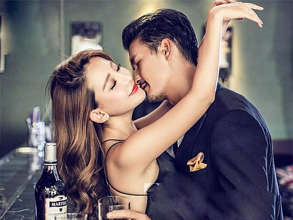 Đàn bà có 3 ‘thời điểm nhạy cảm’ rất dễ lén lút vụng trộm, cắm sừng chồng