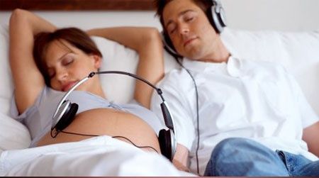 4 thắc mắc thường gặp khi bà bầu nghe nhạc 4 thắc mắc thường gặp khi bà bầu nghe nhạc