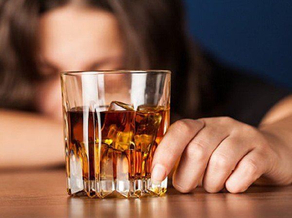 Chậm kinh không phải do có thai, nguyên nhân do đâu?
