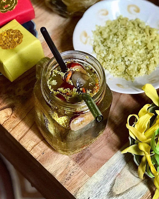 Hàng loạt quán cafe từ bỏ ống hút nhựa để đổi sang ống hút cỏ, ống hút tre 5