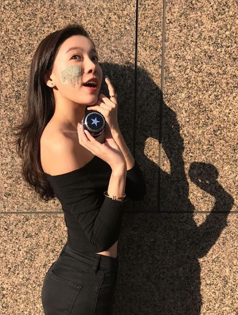 Nghi vấn hotgirl nổi tiếng bị 3 đại gia thay nhau “lếu lều” rồi tung clip nóng lên mạng XH