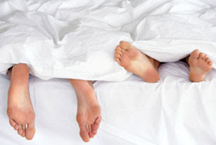 Chuyện thầm kín: Vợ bệnh, chồng phải kiêng? Chuyện thầm kín: Vợ bệnh, chồng phải kiêng?
