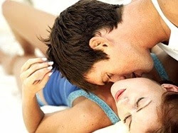 8 câu hỏi về "chuyện ấy" mà chị em rất ngại chia sẻ 8 câu hỏi về "chuyện ấy" mà chị em rất ngại chia sẻ