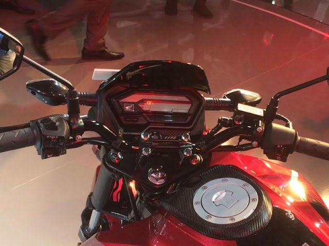 Honda Ấn Độ tung ra mẫu xe côn tay X-Blade với giá chỉ từ 26 triệu đồng ảnh 3 Honda Ấn Độ tung ra mẫu xe côn tay X-Blade với giá chỉ từ 26 triệu đồng ảnh 3