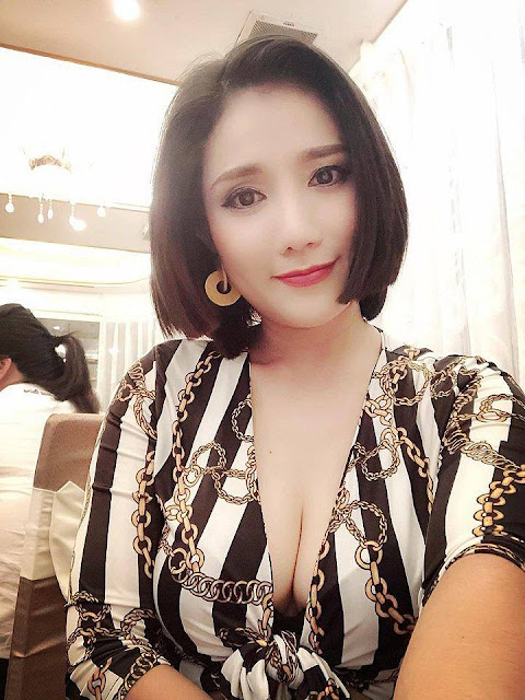 Ăn diện “sương sương”, Cát Tường vẫn tỏa sáng nhờ nhan sắc trẻ đẹp và vòng 1 căng đầy 4