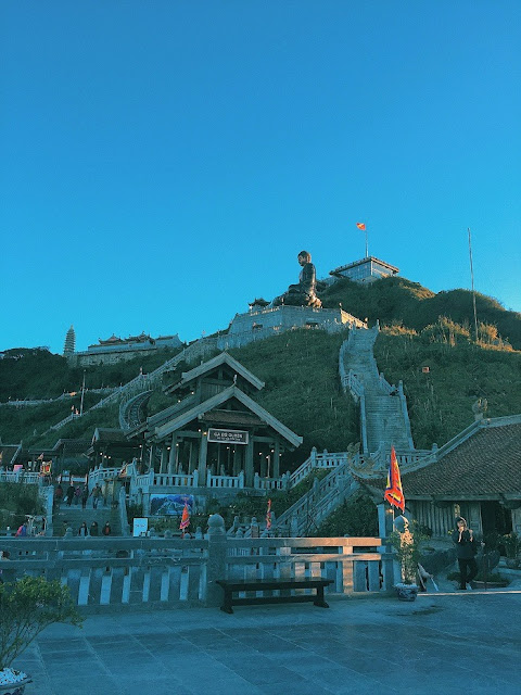 Ngoài lên Sapa ngắm tuyết thì tuyệt vời hơn đứng trên Fansipan ngắm hoàng hôn 11