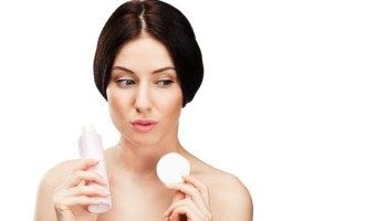 Cách sử dụng nước hoa hồng chuẩn các nàng cần phải biết