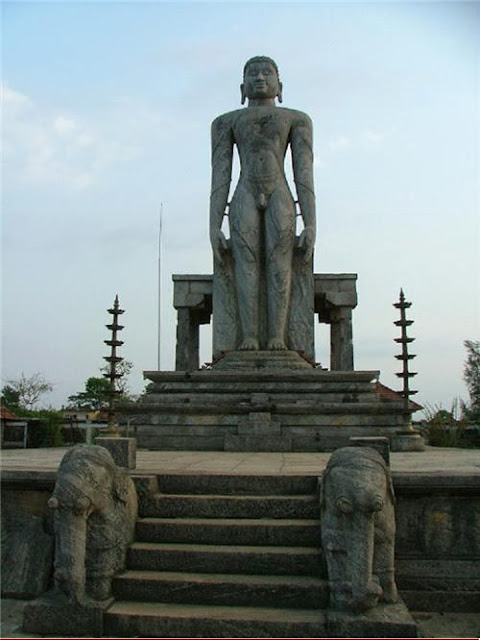 Giáo phái khỏa thân ở Ấn Độ
