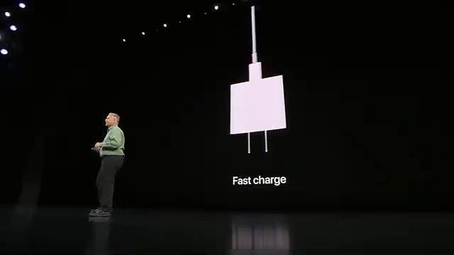 Đánh giá iPhone 11, iPhone 11 Pro, iPhone 11 Pro Max: Mọi thứ đều “khủng” 13