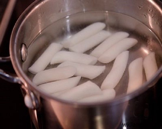 Cách làm tokbokki Hàn Quốc cay ngon hấp dẫn