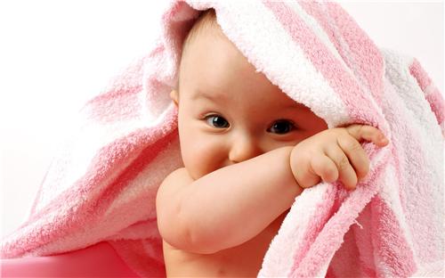 Vì sao con gái thích màu hồng?