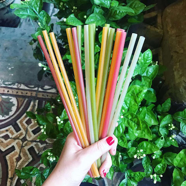 Hàng loạt quán cafe từ bỏ ống hút nhựa để đổi sang ống hút cỏ, ống hút tre 6