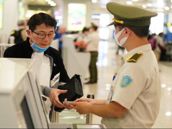 Phó Thủ tướng Phạm Bình Minh: Đồng ý cho 331 lao động Trung Quốc vào Việt Nam