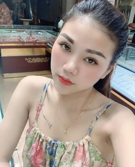 Chân dung hotgirl SN 98 vừa làm tú bà vừa bán dâm: “Hoa rơi cửa phật, một xiên 5 củ”