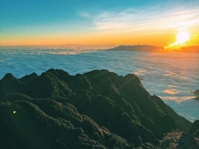 Ngoài lên Sapa ngắm tuyết thì tuyệt vời hơn đứng trên Fansipan ngắm hoàng hôn 10
