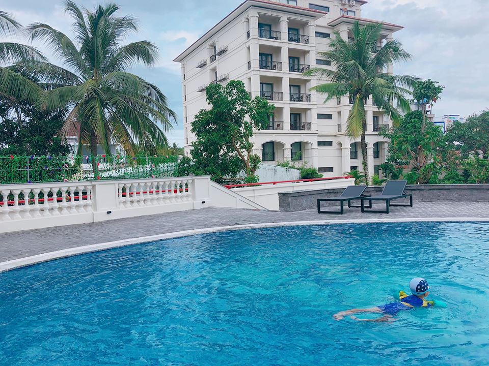 Khách Sạn Praha Phú Quốc