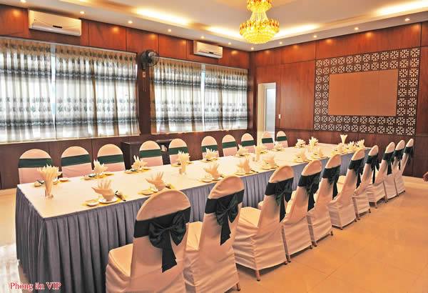 Phòng ăn Nhà hàng khách sạn