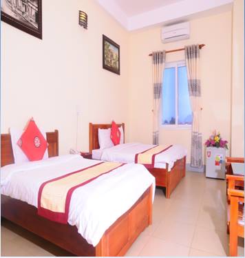 Phòng 1 giường đôi và 1 giường đơn