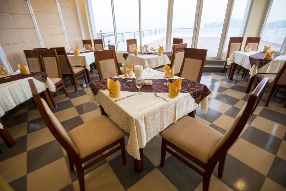 Nhà hàng Panorama Restaurant