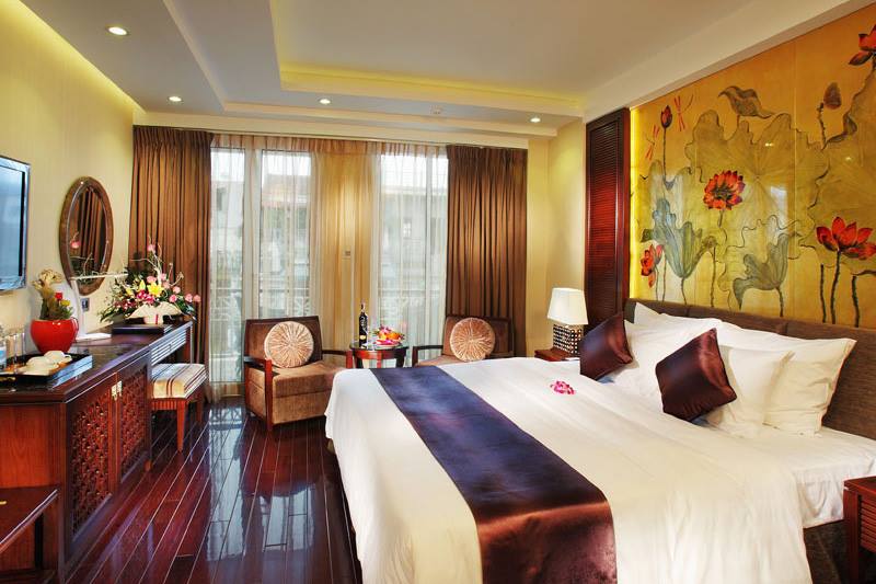Phòng Suite Junior có Ban công