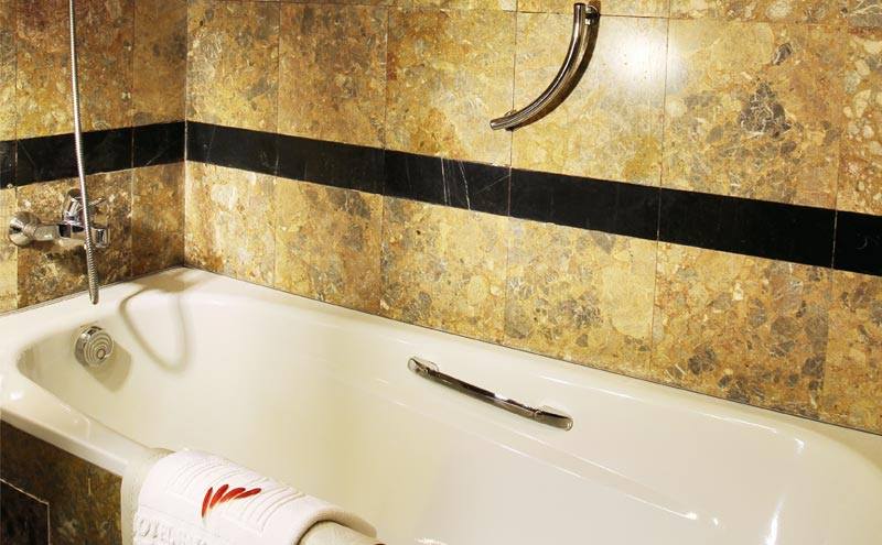 Phòng Colonial Deluxe