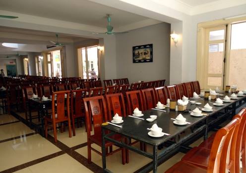 Nhà hàng khách sạn