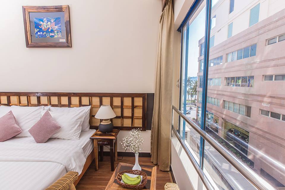 Phòng Standard hướng phố