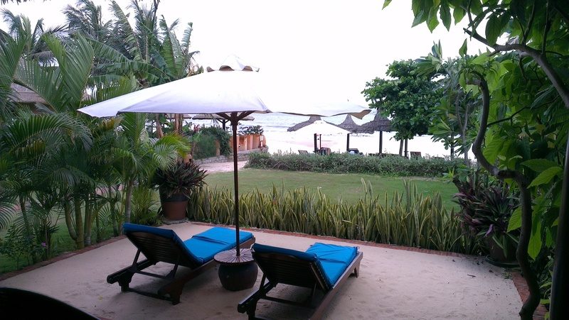 Bungalow nhìn ra bãi biển