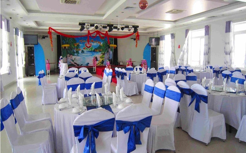 Nhà hàng Sailing Tower