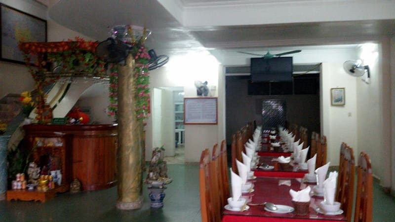 Khách sạn Rồng Biển