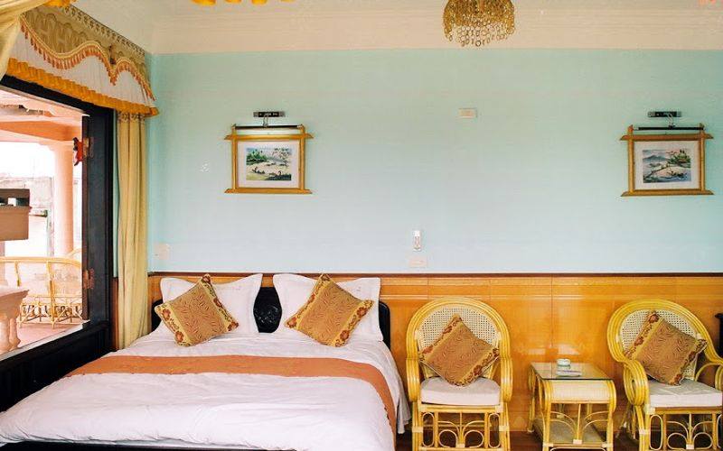 Phòng nghỉ khách sạn Thế Long