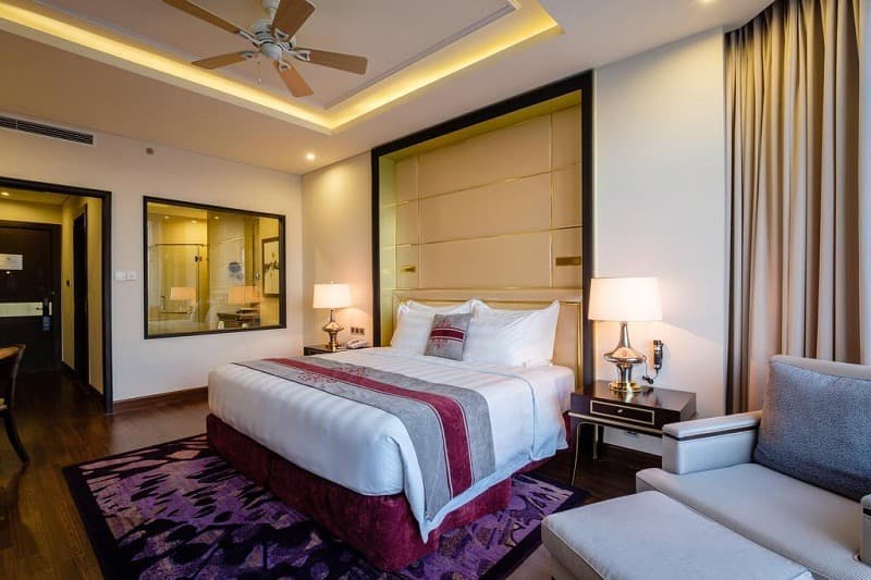 Phòng Deluxe hướng thành phố