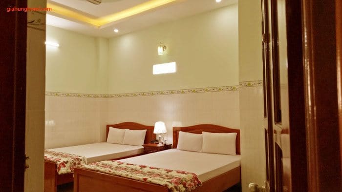 Phòng 2 giường 4 người