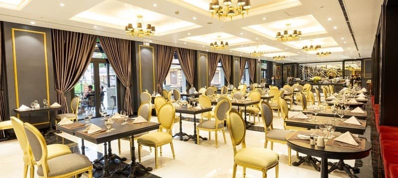Nhà hàng khách sạn