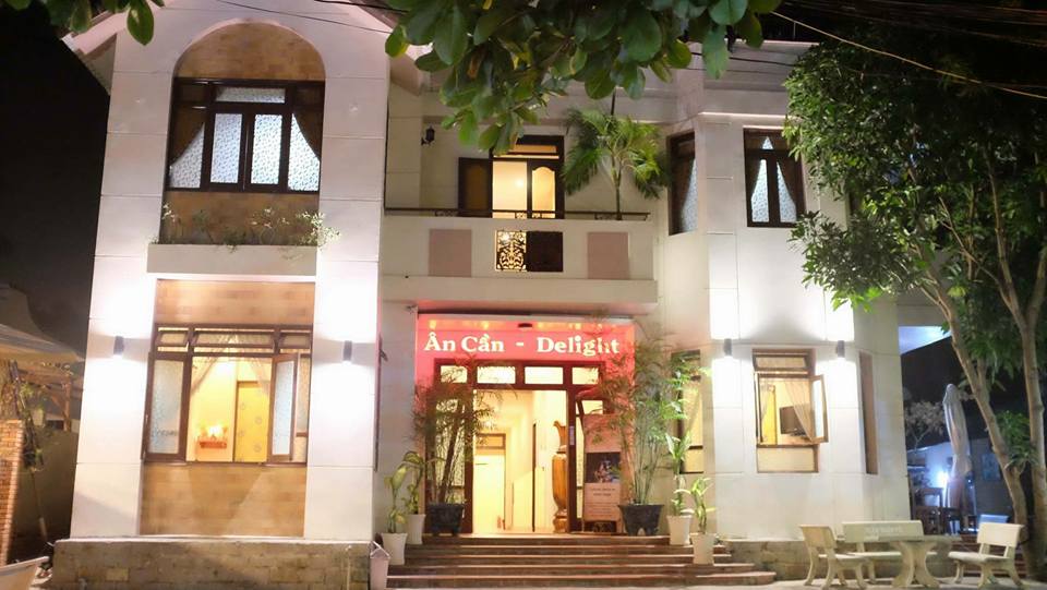 Khách Sạn Ân Cần Delight