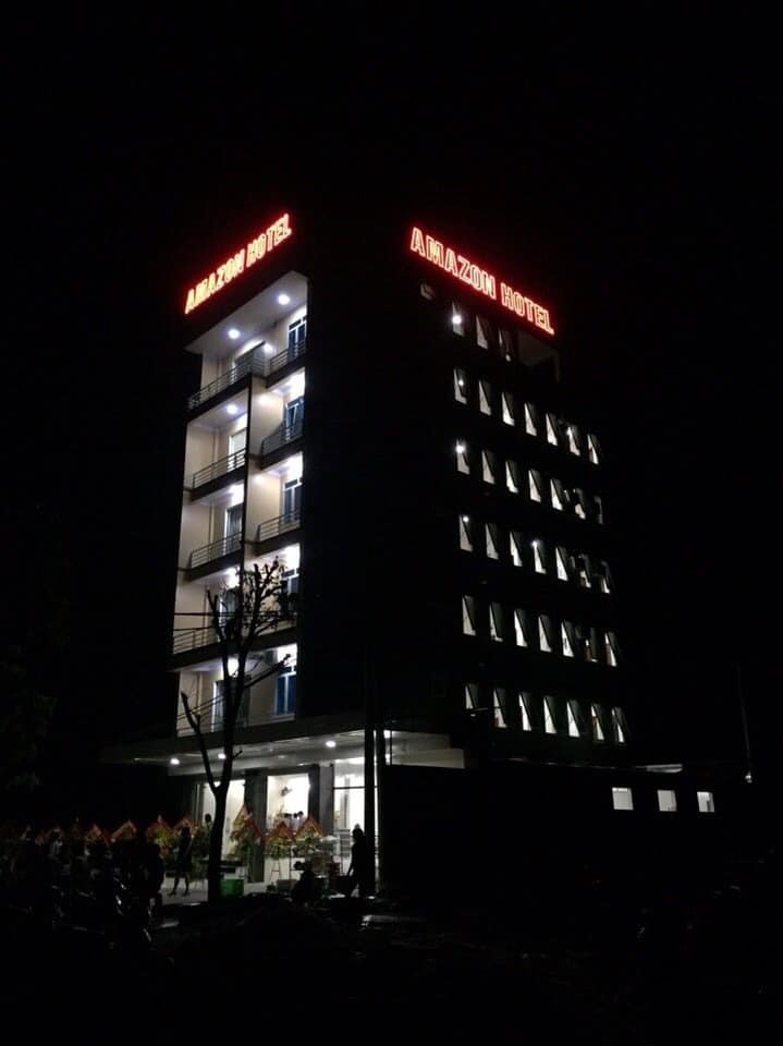 Khách sạn Amazon Hotel