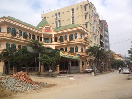 Khách sạn Phú Lộc