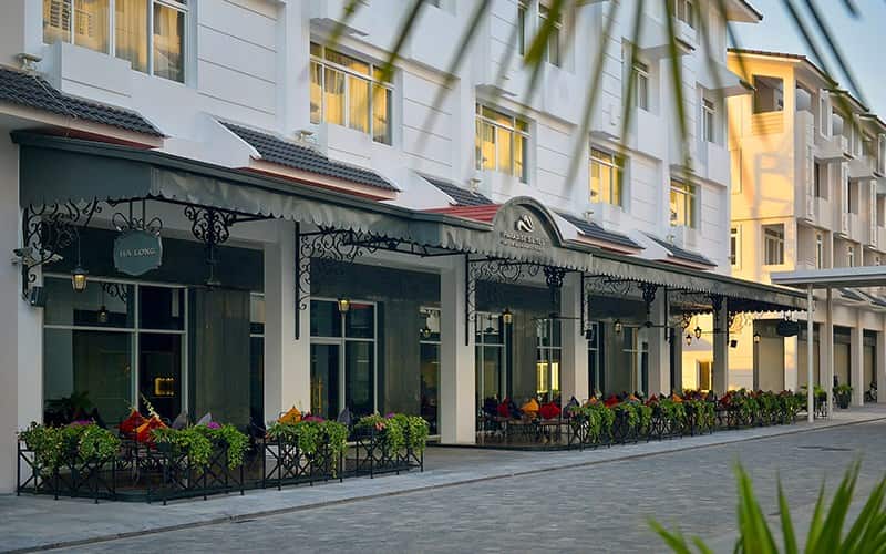 Khách sạn Paradise Suites Hạ Long