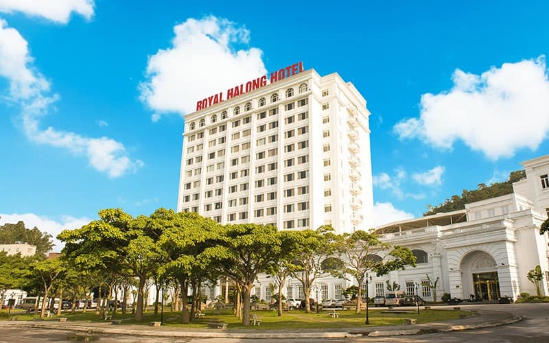 Khách sạn Royal Hạ Long