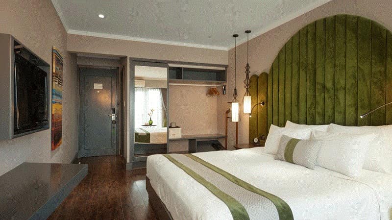 Phòng junior suite balcony/window