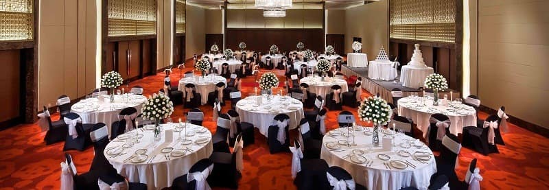 Nhà hàng khách sạn